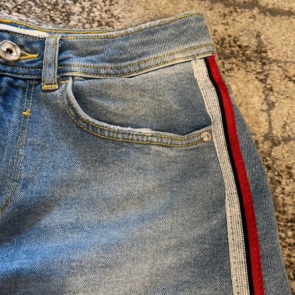 SOLD ❌Zara women’s side stripe jean mini skirt red silver jean - Picture 2 of 7